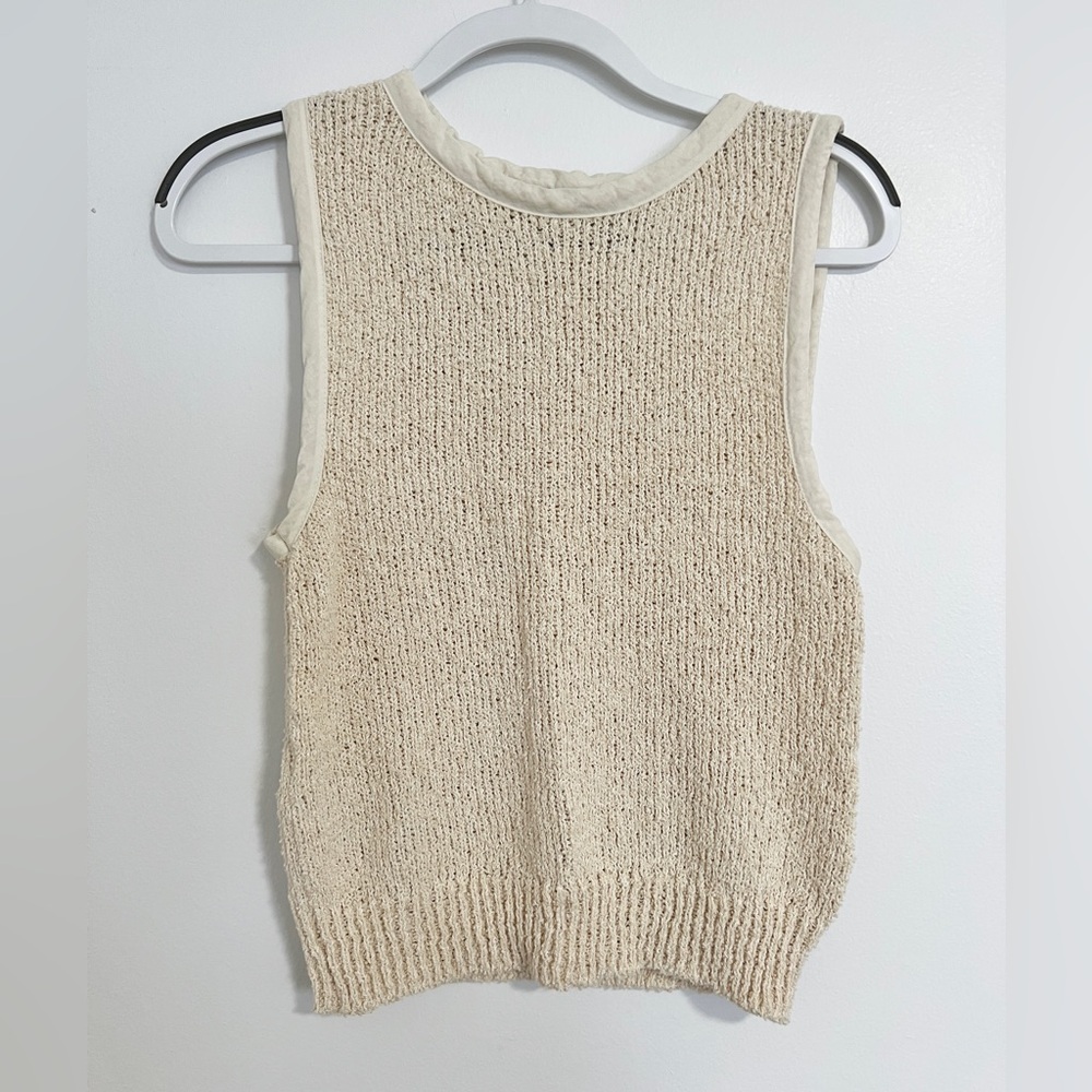 Mango Contrasting Finish Top
